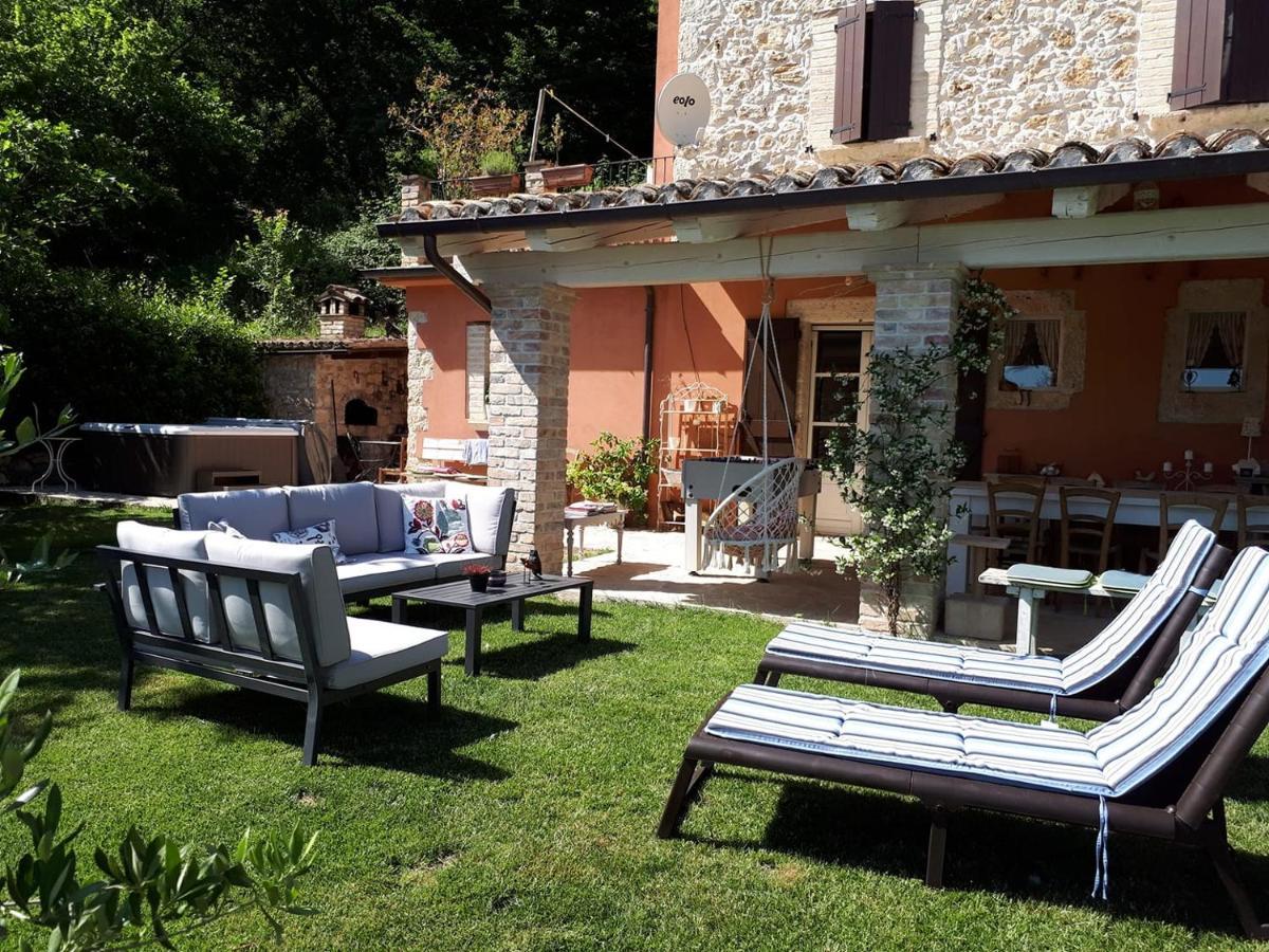 B&B L'Usignolo Ascoli Piceno Exteriör bild
