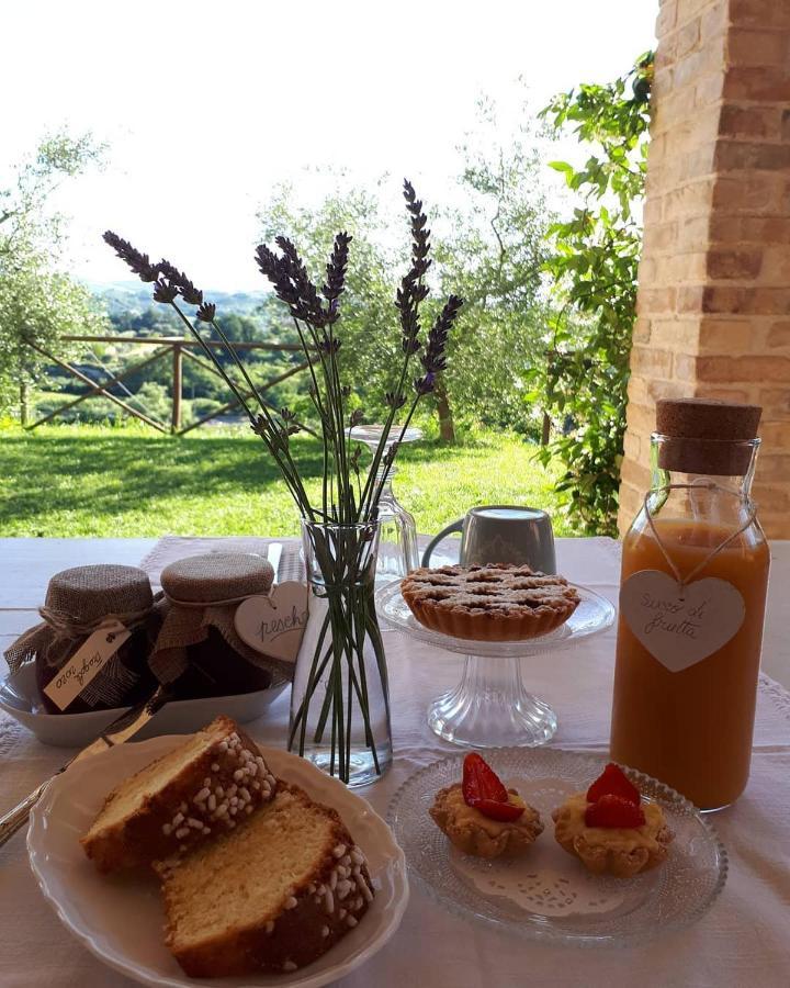 B&B L'Usignolo Ascoli Piceno Exteriör bild