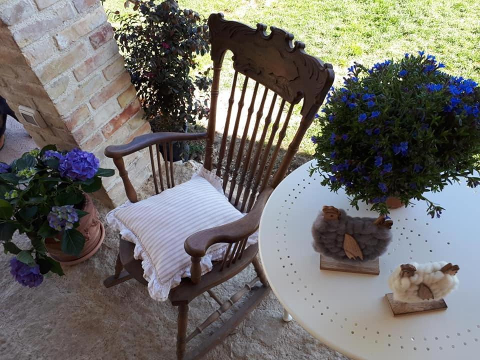 B&B L'Usignolo Ascoli Piceno Exteriör bild